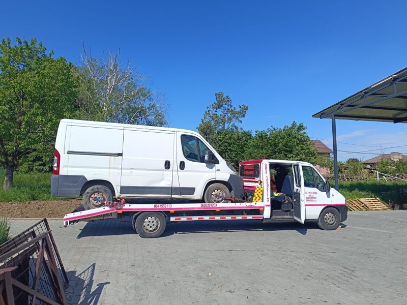 Šlepovanje kombija – AB TRANS-ŠLEP
